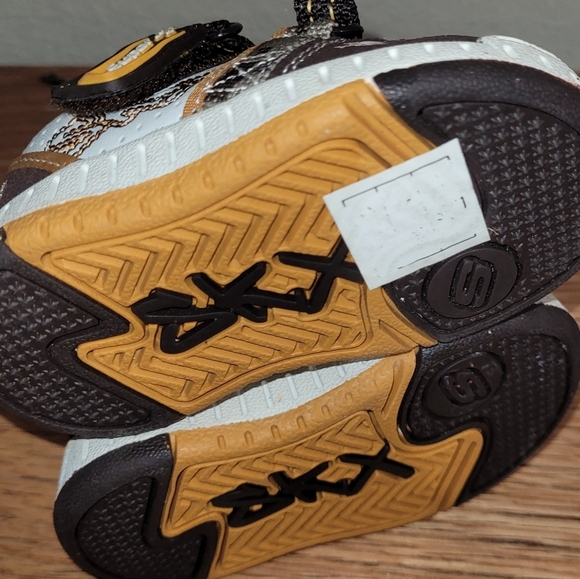 SKECHERS NOLLIES GYRATE BOYS SNEAKERS SKATEBOARDING SHOES SZ 3 - Picture 3 of 6